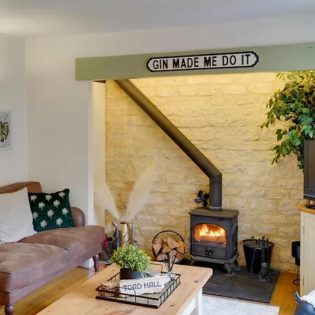 New Toad Hall Lake Access & Family Friendly Somerford Keynes Exterior foto