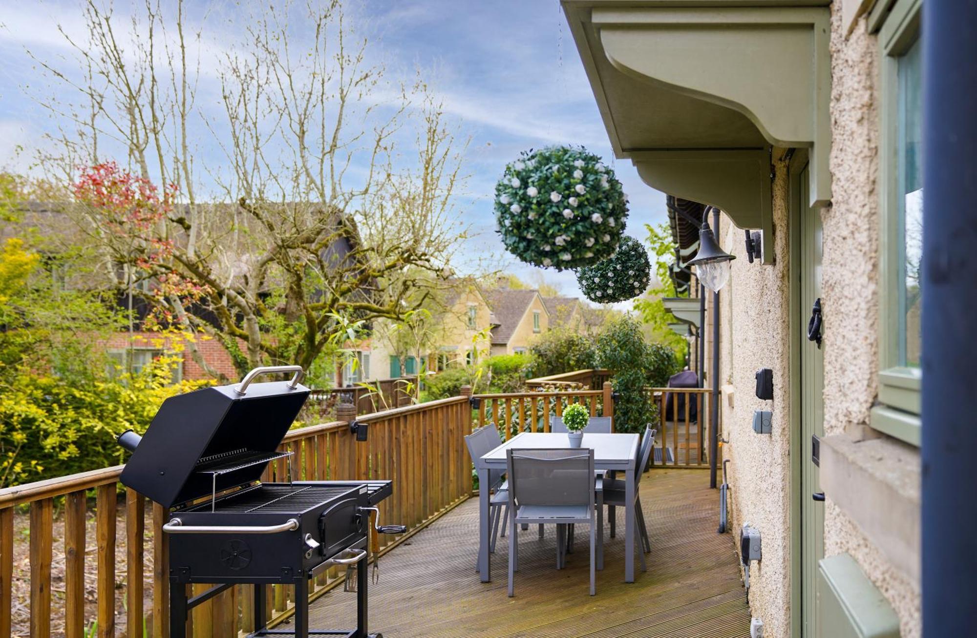 New Toad Hall Access & Family Friendly * Somerford Keynes
